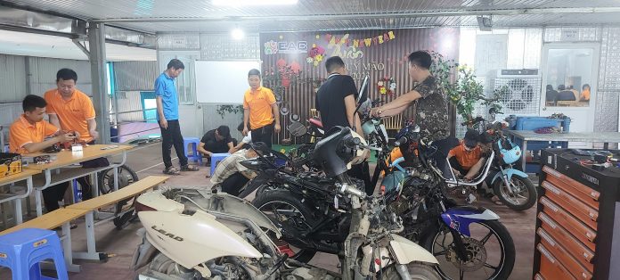Cẩm Nang Hướng Dẫn Sửa Chữa Xe Máy Honda Lead 2019 NHX125-L
