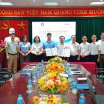 Lễ ký kết biên bản ghi nhớ giữa Trường Cao đẳng nghề Việt Nam – Hàn Quốc TP Hà Nội và Trung tâm EAC: Đẩy mạnh liên kết đào tạo – giải quyết việc làm cho HSSV anh-tai-buoi-le-giua-truong-cao-dang-viet-han-va-trung-tam-eac
